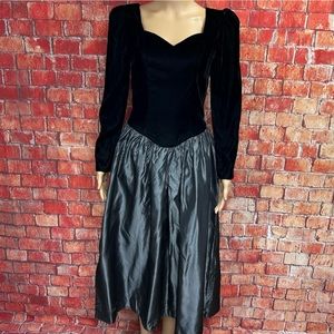 Patty O’Neil Vintage 80’s Black Velvet and Silver Taffeta Midi Dress